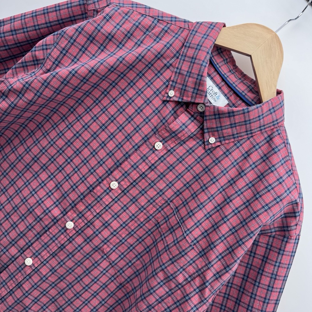 Croft & Barrow Men's Large Dress Shirt Red Navy Blue Plaid Long Sleeve Button Up